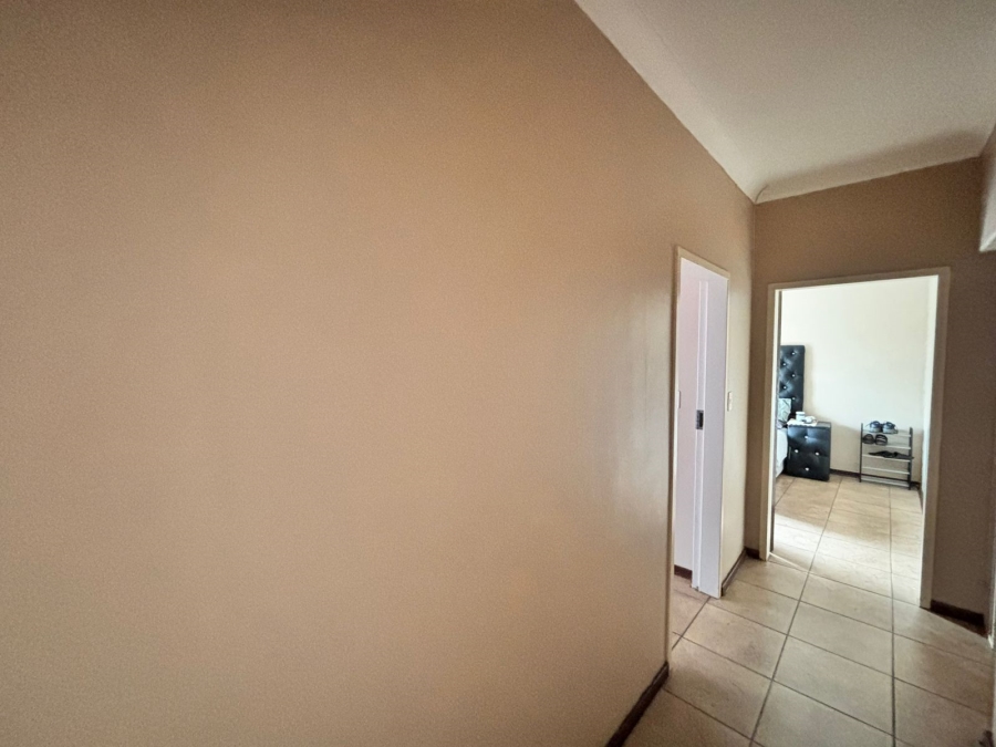 3 Bedroom Property for Sale in La Hoff North West